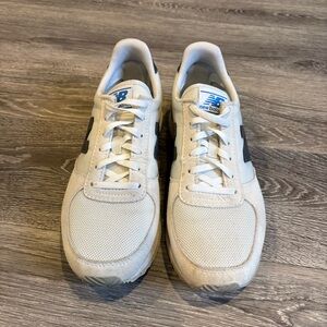 New Balance 220 Light Grey Pink WL220AC Women’s Sneakers Sz 8.5